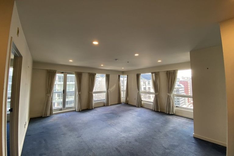 Photo of property in Terrace Heights Apartments, 9b/163 The Terrace, Wellington Central, Wellington, 6011