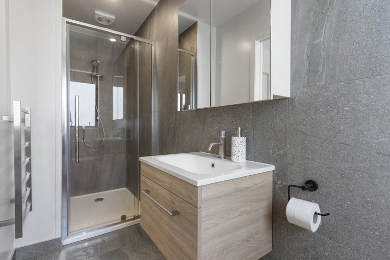 Photo of property in 4/56 Salisbury Road, Birkdale, Auckland, 0626