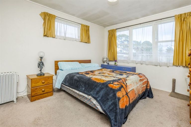 Photo of property in 16 Royal Arch Place, Rosehill, Papakura, 2113