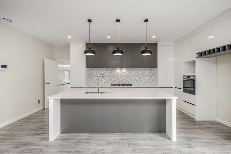 Photo of property in 14 Frazen Avenue, Papakura, 2110