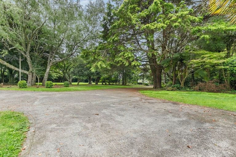 Photo of property in 1252 Devon Road, Sentry Hill, New Plymouth, 4373