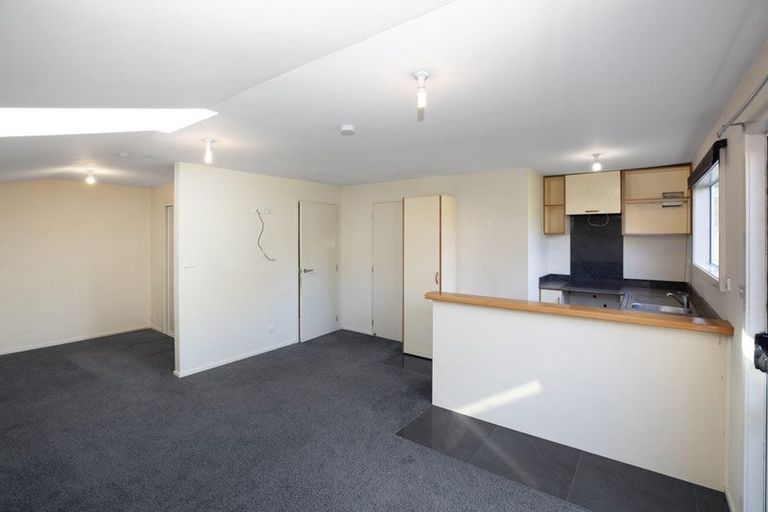 Photo of property in 79 Racecourse Road, Sockburn, Christchurch, 8042