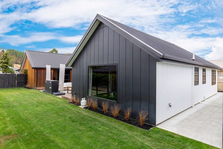 Photo of property in 212 Taylor Pass Road, Witherlea, Blenheim, 7201