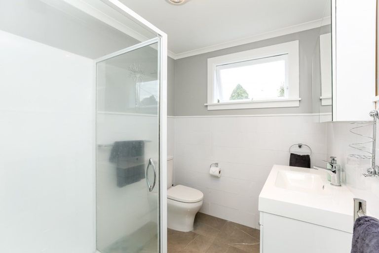 Photo of property in 204a Tukapa Street, Westown, New Plymouth, 4310