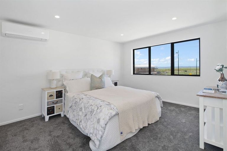 Photo of property in 3 Kaitiaki Drive, Clarks Beach, 2122