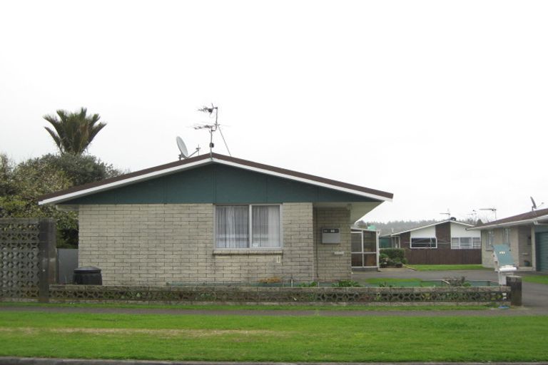 Photo of property in 1/31 Grey Street, Waitara, 4320