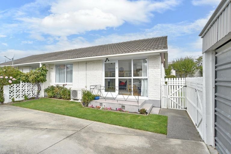 Photo of property in 4/9 Division Street, Riccarton, Christchurch, 8041