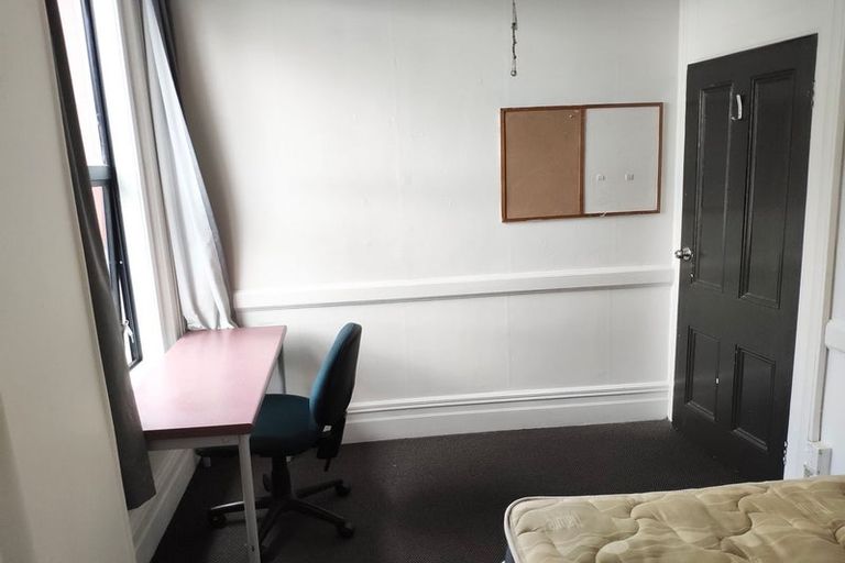 Photo of property in 136 Albany Street, North Dunedin, Dunedin, 9016