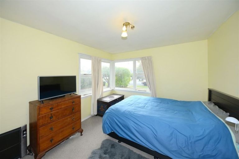 Photo of property in 63 Bentley Street, Russley, Christchurch, 8042