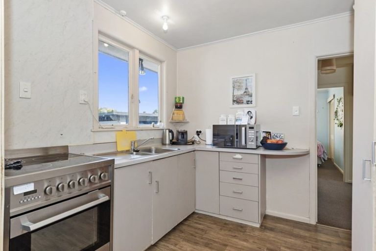 Photo of property in 15 Smith Street, Frankton, Hamilton, 3204