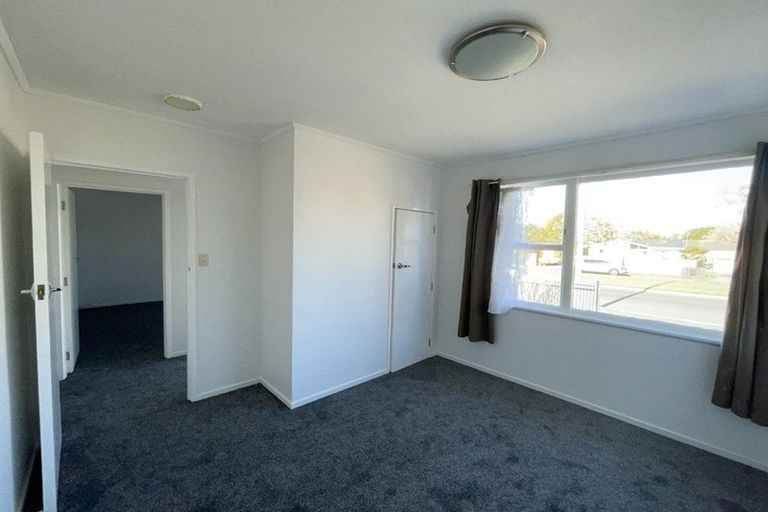 Photo of property in 58 Universal Drive, Henderson, Auckland, 0610