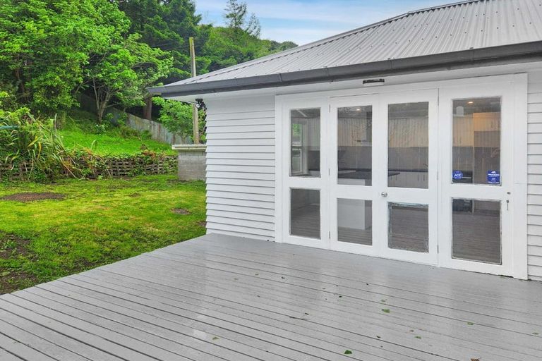 Photo of property in 179 Wellington Road, Wainuiomata, Lower Hutt, 5014
