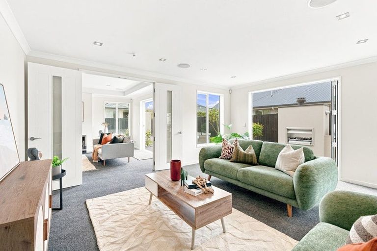 Photo of property in 77e Yaldhurst Road, Sockburn, Christchurch, 8042