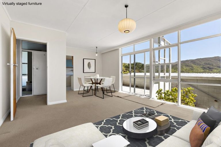 Photo of property in 2/144 Mairangi Road, Wilton, Wellington, 6012