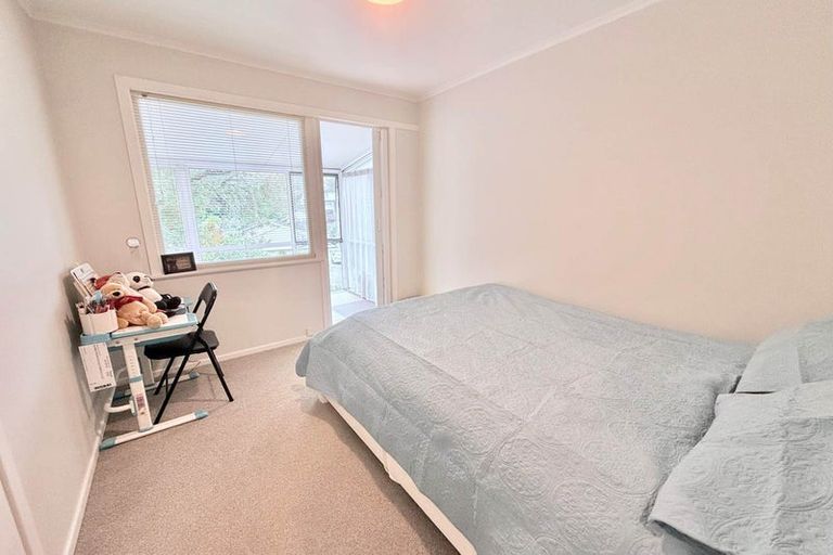 Photo of property in 6 Orion Place, Hillcrest, Auckland, 0627