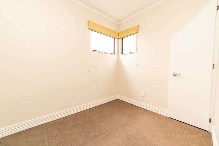 Photo of property in 6a Strowan Avenue, Fairfield, Hamilton, 3214