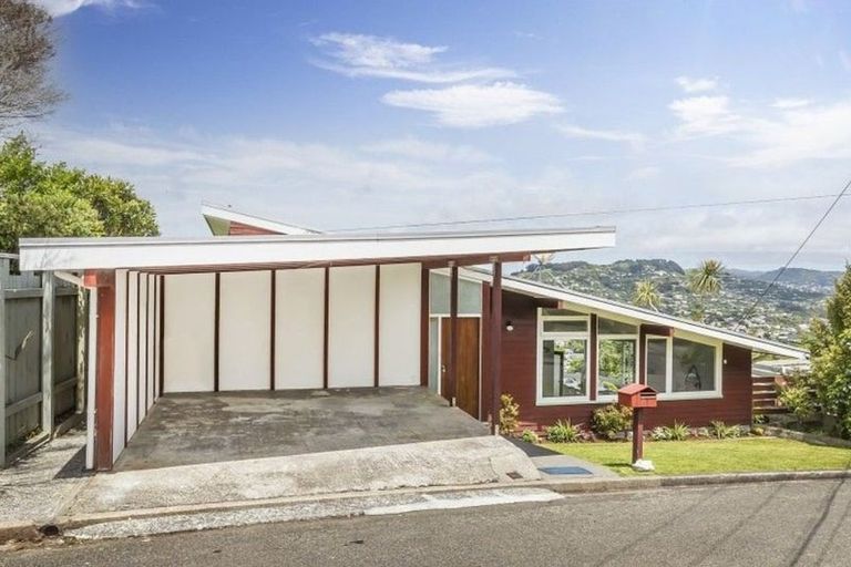 Photo of property in 7 Kau Kau Way, Ngaio, Wellington, 6035