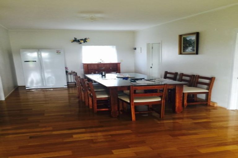 Photo of property in 19 Trig Road, Whenuapai, Auckland, 0618