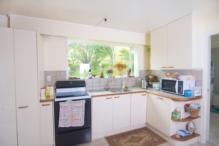 Photo of property in 595 Kanohi Road, Kaukapakapa, 0873