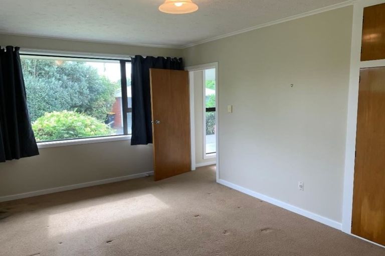 Photo of property in 17 Ostend Place, Avonhead, Christchurch, 8042