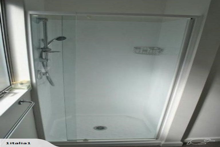 Photo of property in 4/34 Holly Road, St Albans, Christchurch, 8014