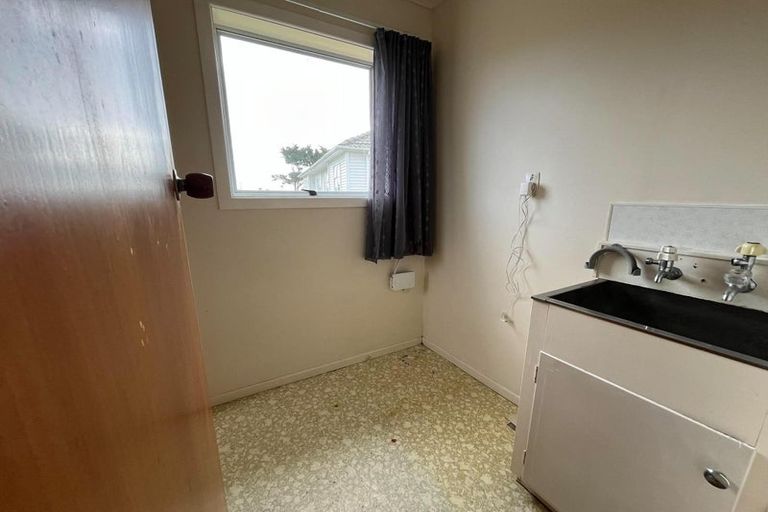 Photo of property in 44 Cambridge Street, Levin, 5510