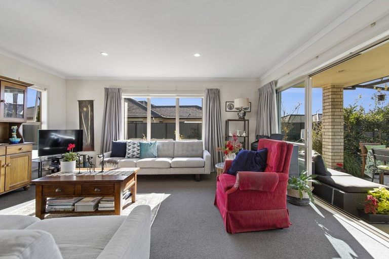 Photo of property in 9 Peter Way Place, Glenview, Hamilton, 3206