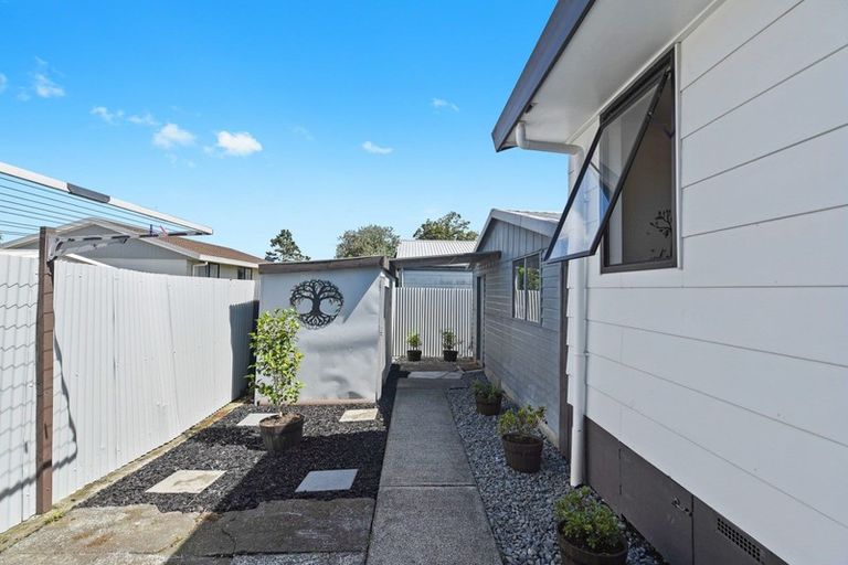 Photo of property in 108a Tawa Street, Melville, Hamilton, 3206
