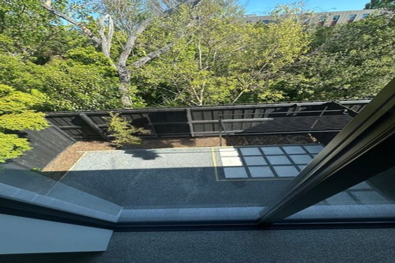 Photo of property in 7/86 Holly Road, St Albans, Christchurch, 8014