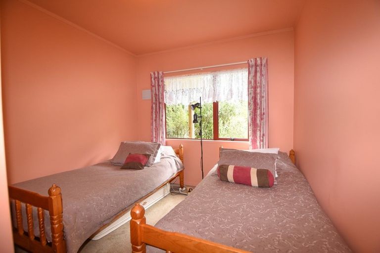 Photo of property in 265 No 1 Line, Tauwharenikau, Featherston, 5771