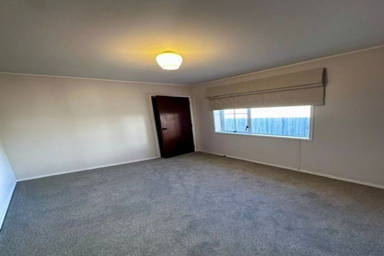 Photo of property in 2/14 Trafalgar Road, Milford, Auckland, 0620