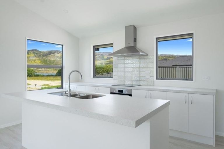 Photo of property in 7 Arion Court, Mount Pisa, Cromwell, 9383