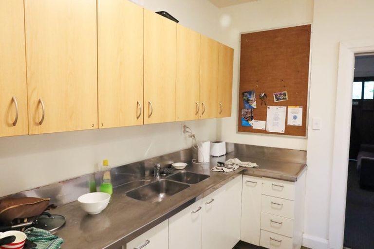 Photo of property in 21 Park Street, North Dunedin, Dunedin, 9016