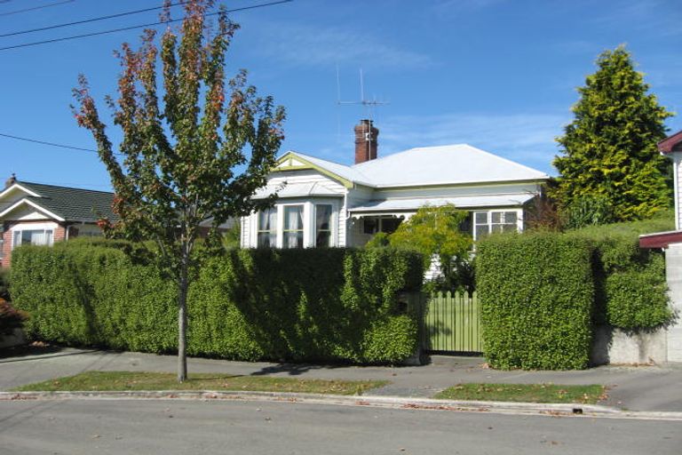 Photo of property in 18 Roslyn Terrace, West End, Timaru, 7910