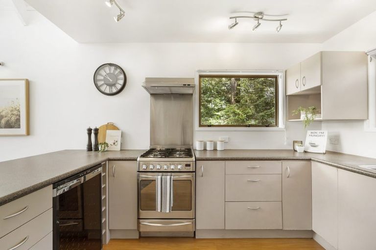 Photo of property in 1/49 Park Rise, Campbells Bay, Auckland, 0630