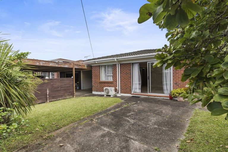 Photo of property in 26 Tamaki Bay Drive, Pakuranga, Auckland, 2010