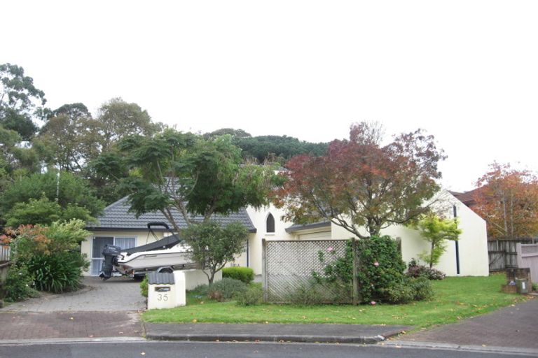 Photo of property in 35 Britannia Place, Half Moon Bay, Auckland, 2012