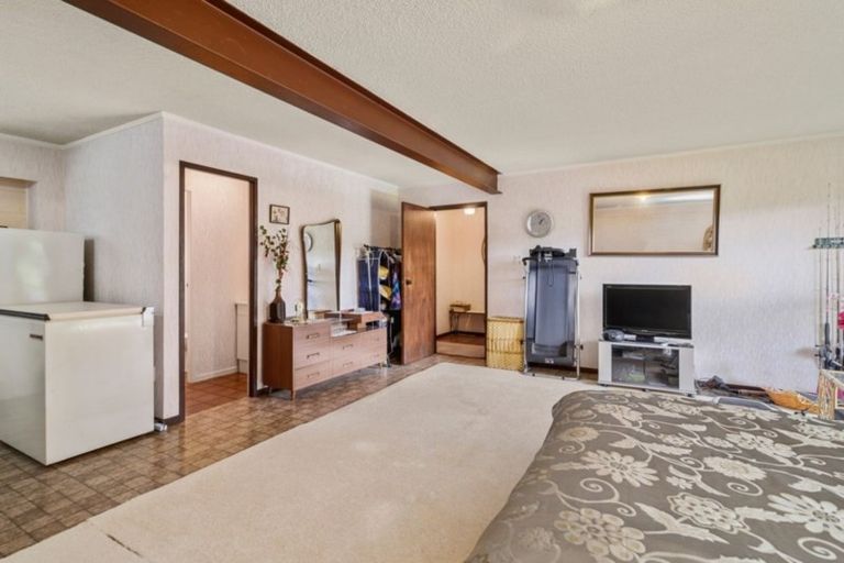 Photo of property in 38 Petrie Street, Pomare, Rotorua, 3015