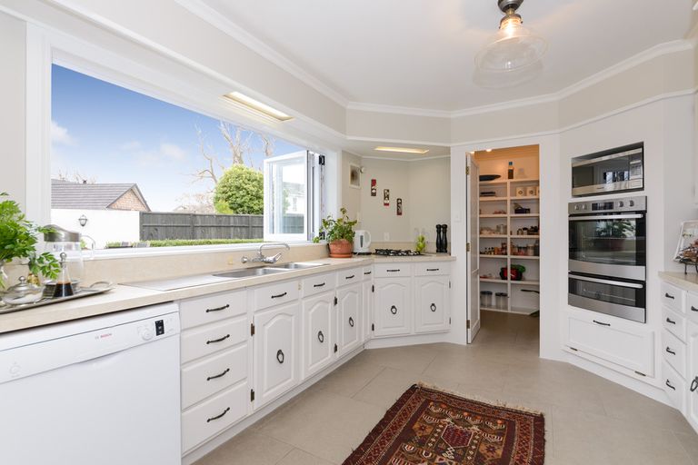 Photo of property in 45 Kentucky Way, Awapuni, Palmerston North, 4412