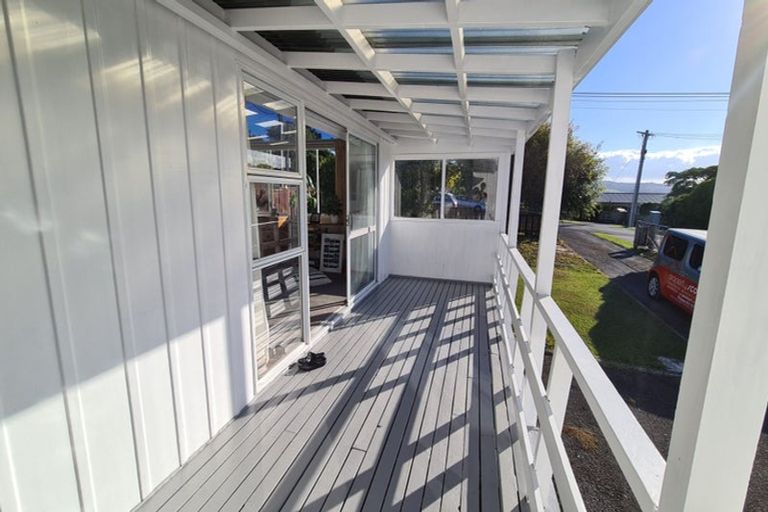 Photo of property in 17 Pah Road, Onerahi, Whangarei, 0110