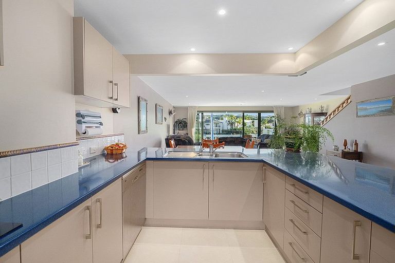 Photo of property in 44 Harbour Village Drive, Gulf Harbour, Whangaparaoa, 0930