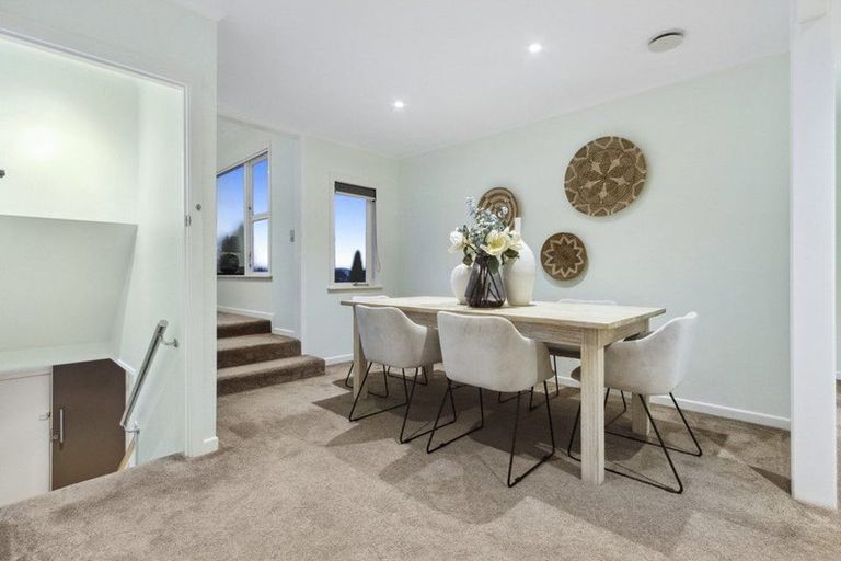 Photo of property in 2/17 Belmont Terrace, Milford, Auckland, 0620