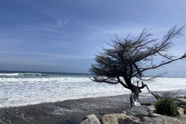 Photo of property in 9 Main Rd Ngakawau, Ngakawau, 7824