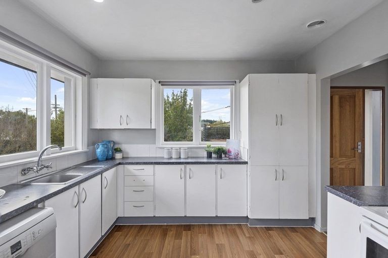 Photo of property in 255 Lake Terrace Road, Shirley, Christchurch, 8061