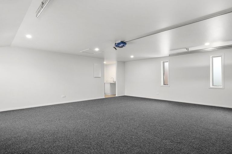 Photo of property in 147 Wingatui Road, Mosgiel, 9024
