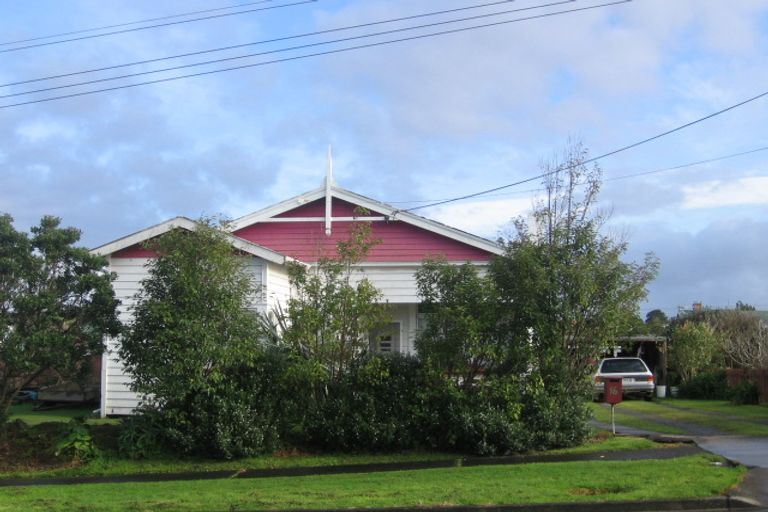 Photo of property in 16 Cranley Street, Dargaville, 0310