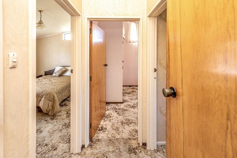 Photo of property in 5 Fraser Place, Aramoho, Whanganui, 4500