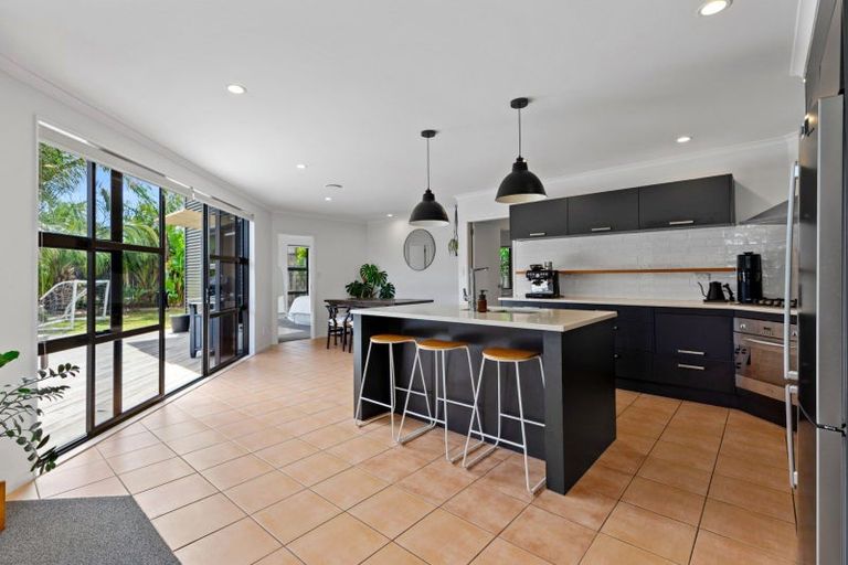 Photo of property in 14 Sarah Place, Papamoa Beach, Papamoa, 3118