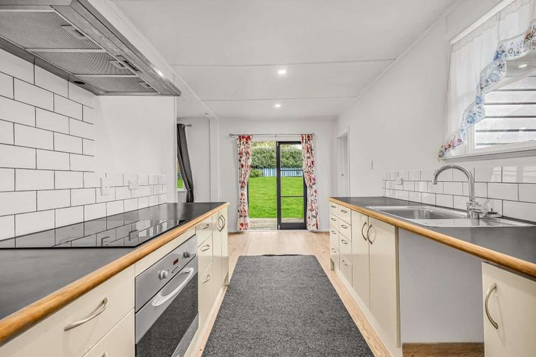 Photo of property in 25 Porritt Place, Waipukurau, 4200