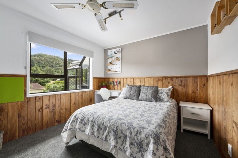 Photo of property in 113 Gemstone Drive, Birchville, Upper Hutt, 5018